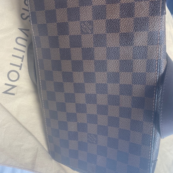 Louis Vuitton Hampstead PM - Picture 6 of 16